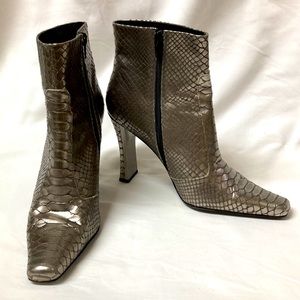 Via Spiga Aligator/Snakeskin Boots Size 10